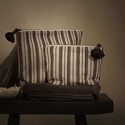 POUCH | COTTON | 23 X H 16 CM