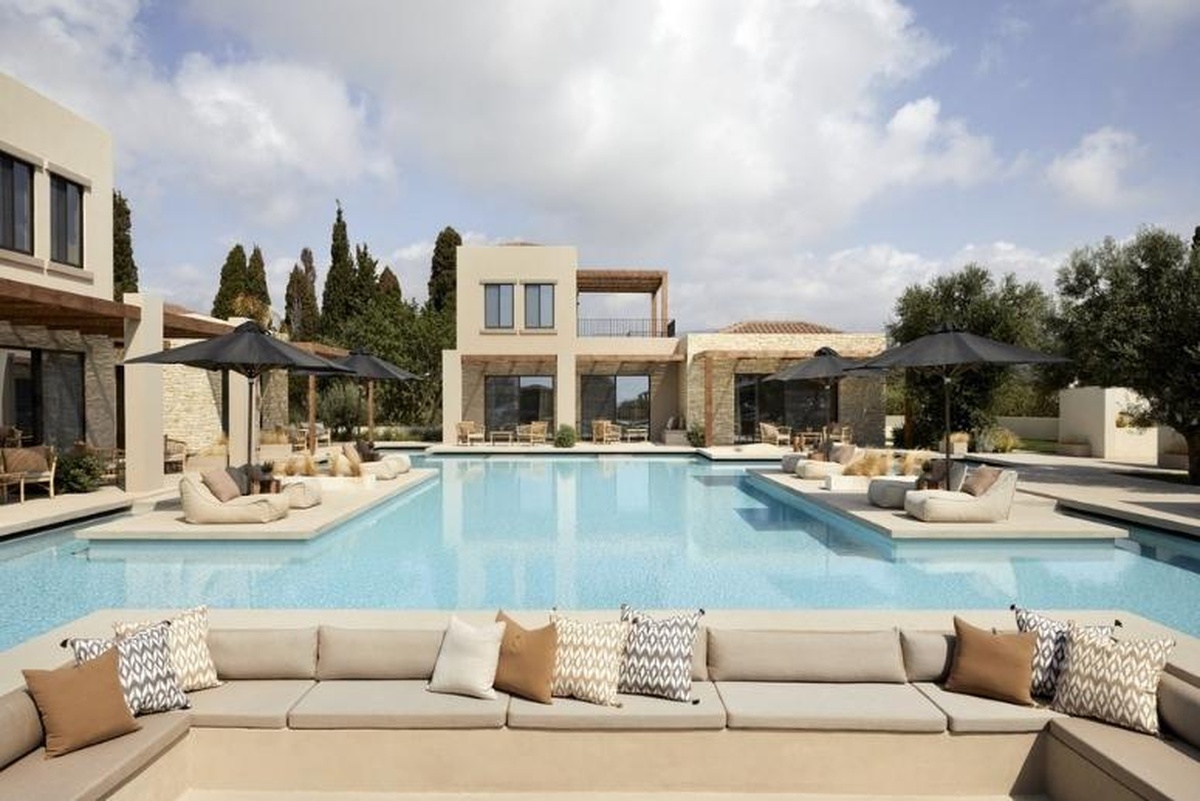 AELIA RESORT.jpg