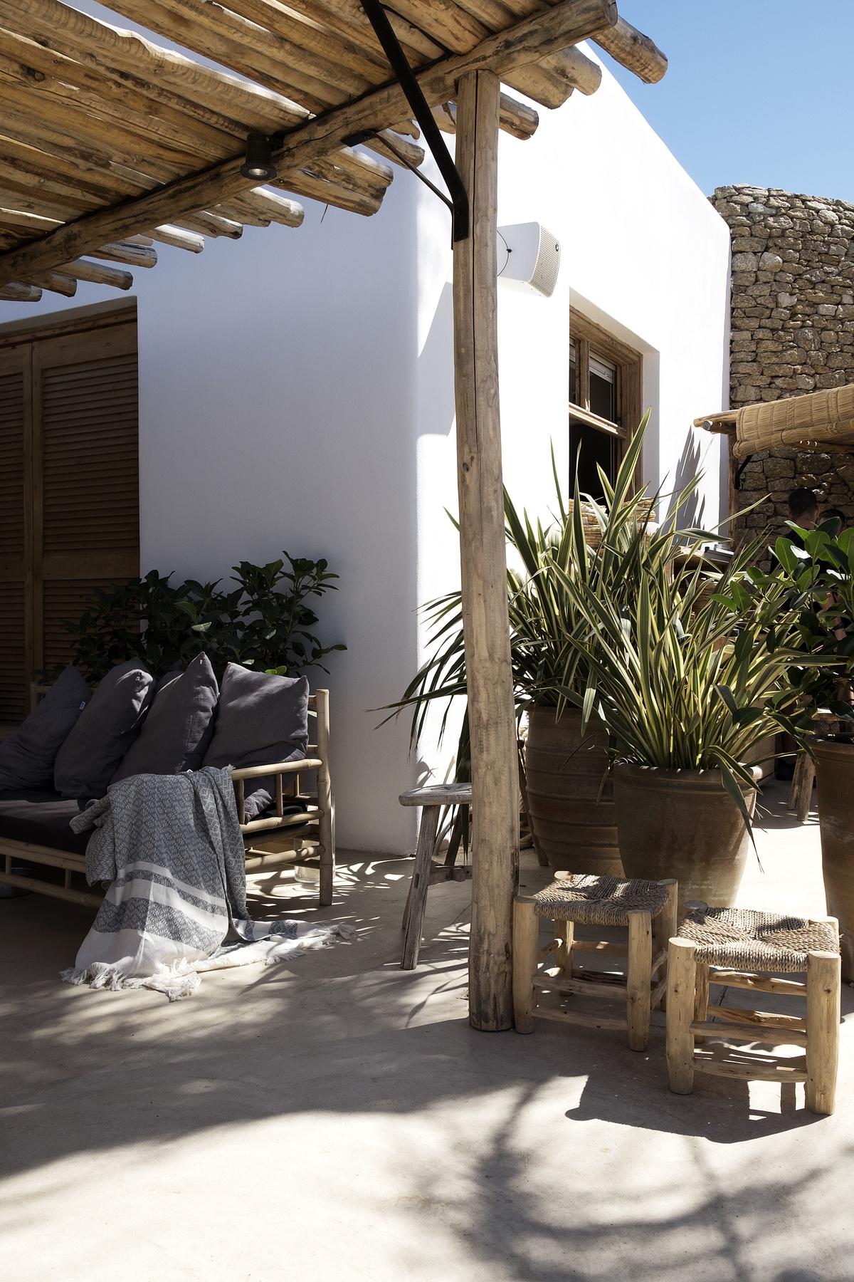 tinekhome projects scorpios mykonos 3.jpg