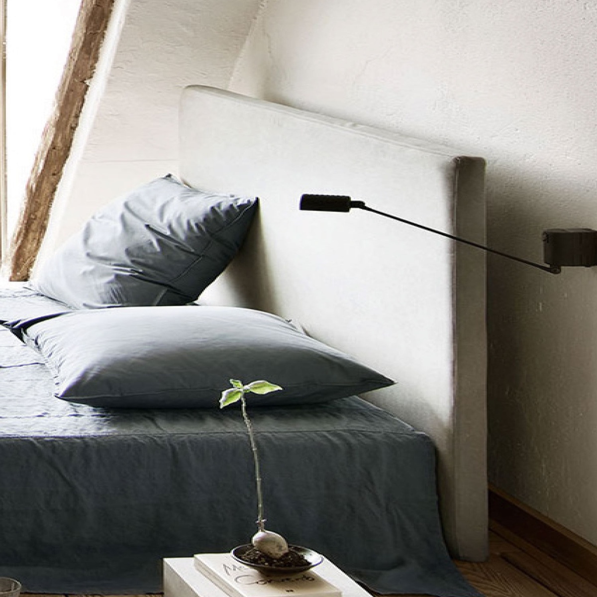 HEADBOARD-CLOSE-UP.jpg