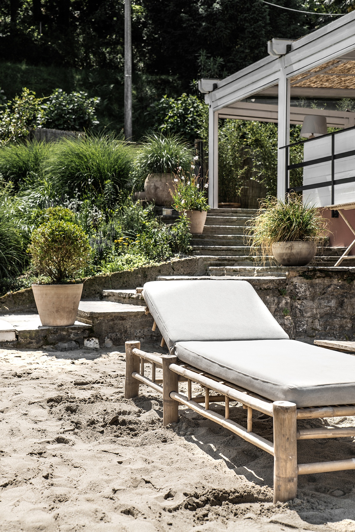 Tine k home solseng med grå hynde