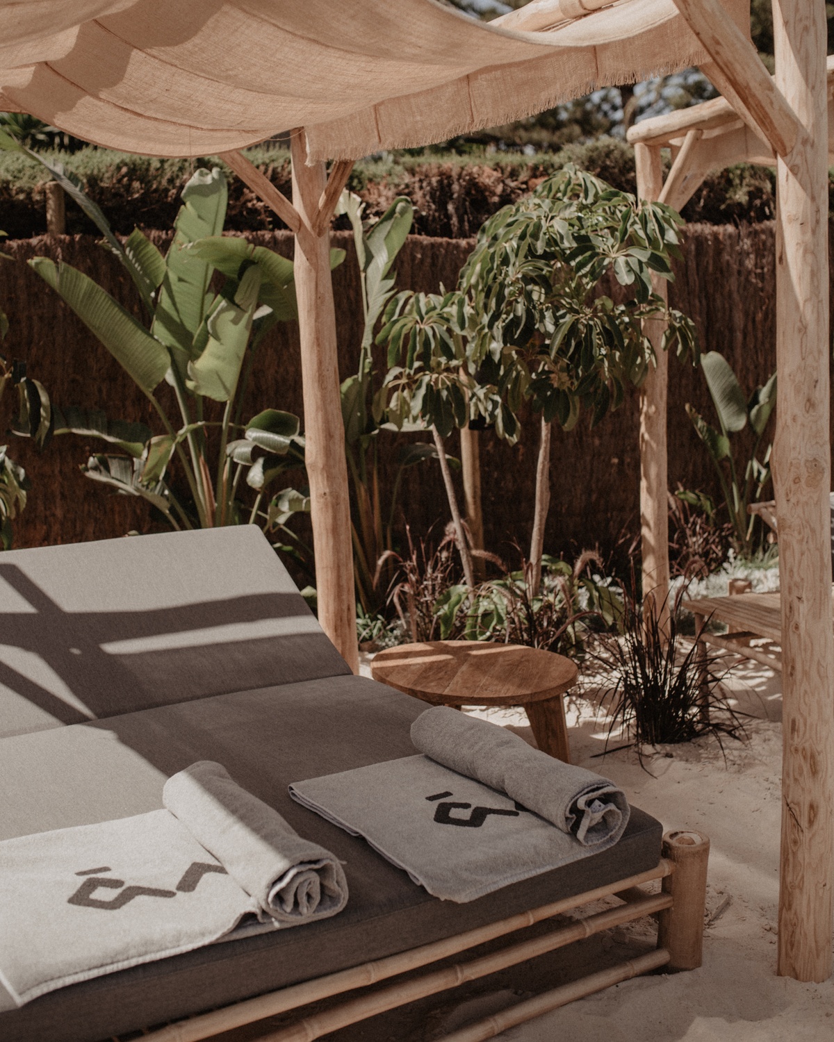 Bamboo double sunbed grey