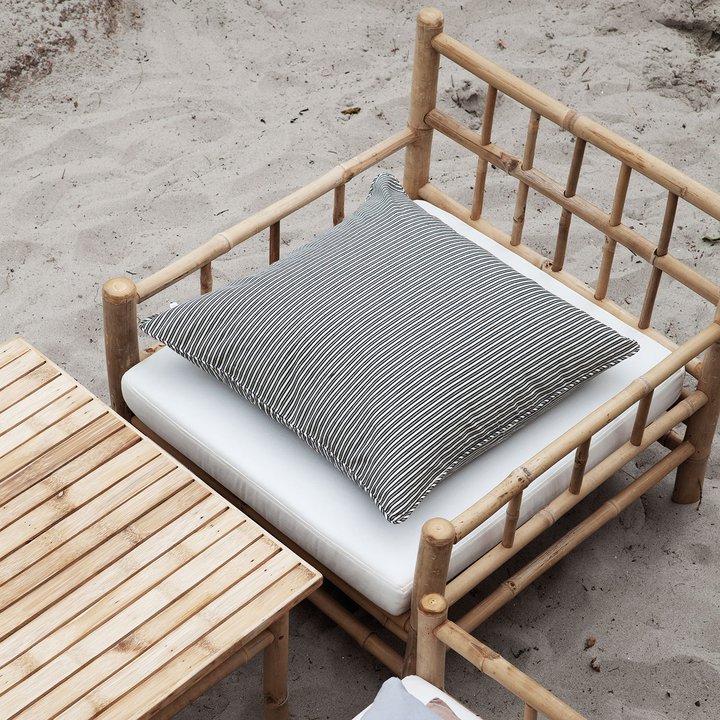 Bamboo Lounge Chair With White Mattress, Can Bamboo Wood Be Used Outdoors