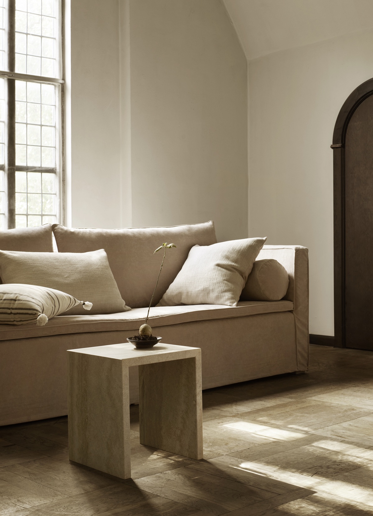 sofaclassic-moss-sand.jpeg