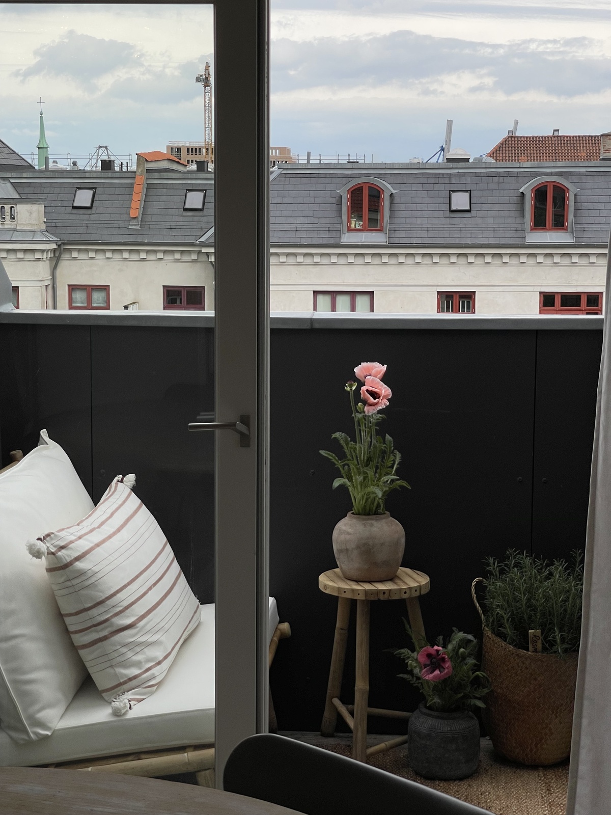 Altan indrettet med tine k home bambus møbler