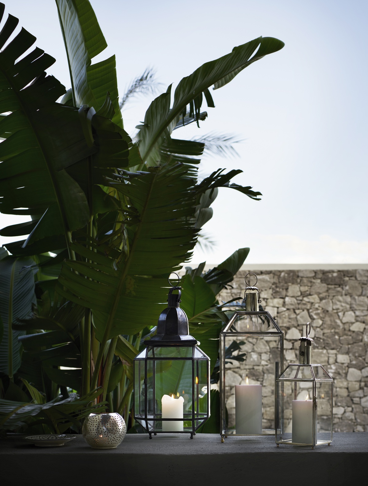 tinekhome glaze pots for spring and garden life - fill up the pots with green trees and beautiful plants