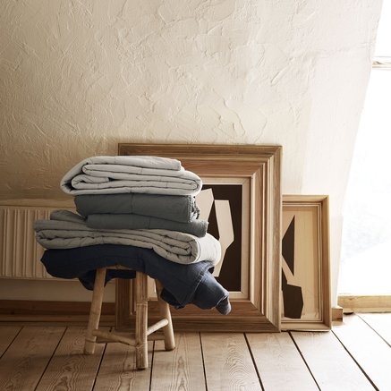 QUILTED THROW | COTTON | 260 X 260 CM