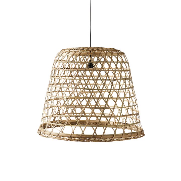 skal Hub Latter Lampshade braided from palm leaves. | Products | Tine K Home