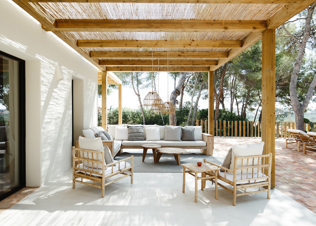 Bamboo lounge chair